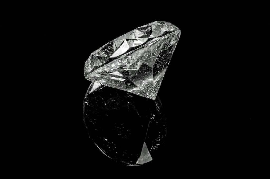 合成ダイヤモンドと類似石
